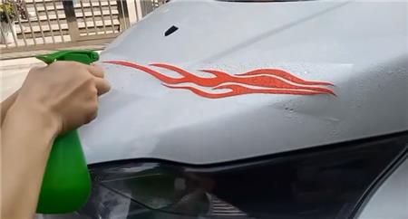 車貼的安裝方法、流程及注意事項的濕貼法