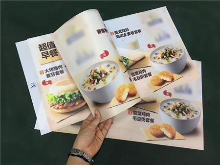 UV透明膜海報打印彩白彩畫面加工制作 漢堡王實(shí)體店海報案例分享