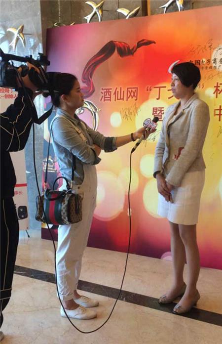 銘輝廣告設(shè)計制作有限公司噴繪海報.jpg
