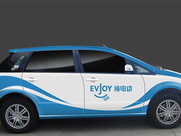 出租車車身廣告有哪些優(yōu)勢？價(jià)格多少錢